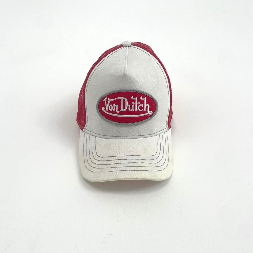 VON DUTCH RED AND WHITE TRUCKER HAT